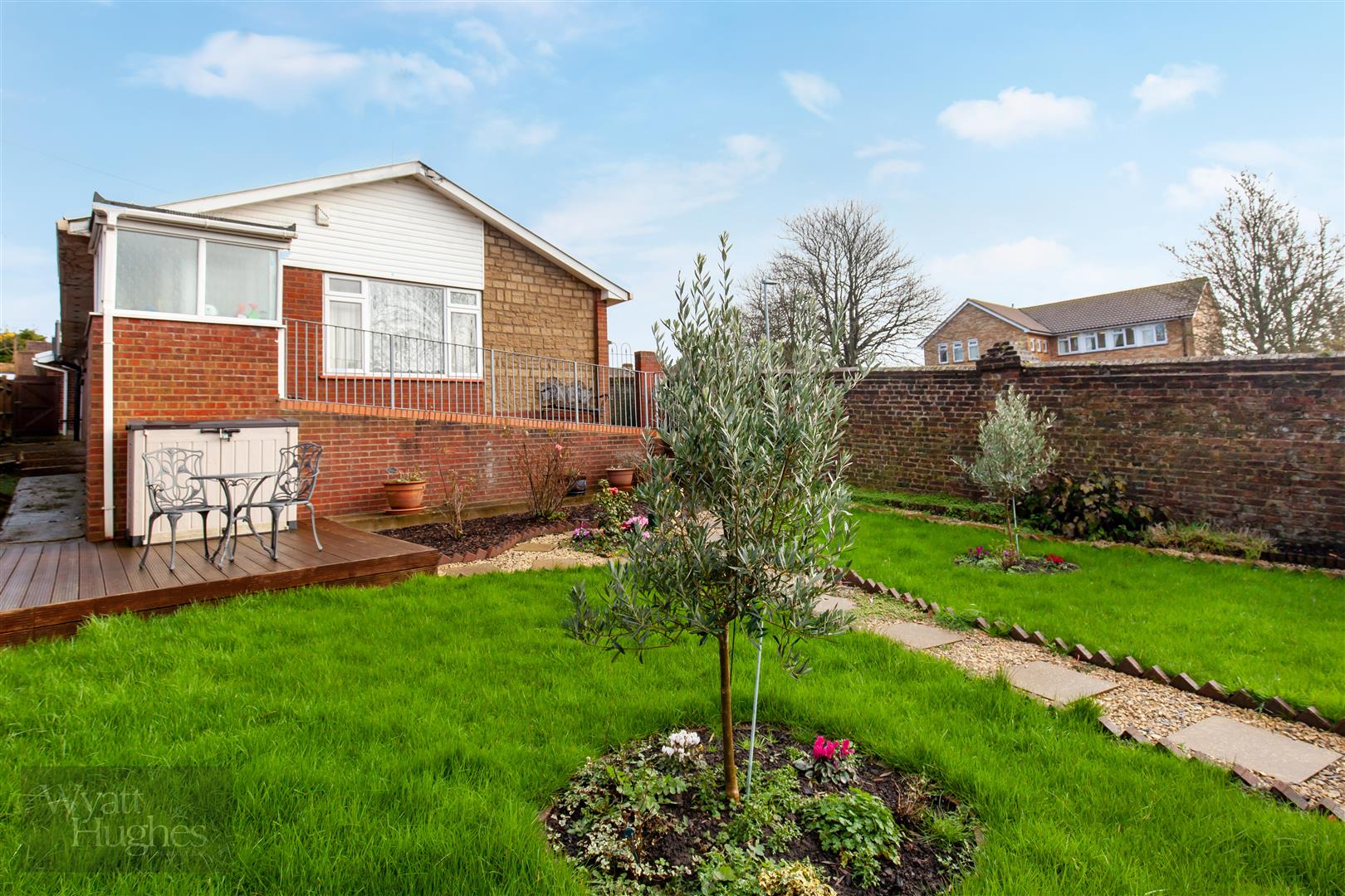 4 bed detached bungalow for sale in Lower Glen Road, St. Leonards-On-Sea - Property Image 1