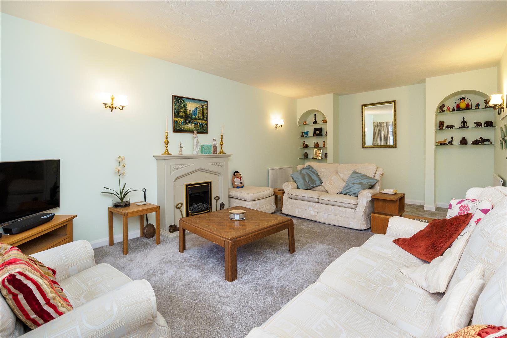 4 bed detached bungalow for sale in Acres Rise, Ticehurst  - Property Image 3