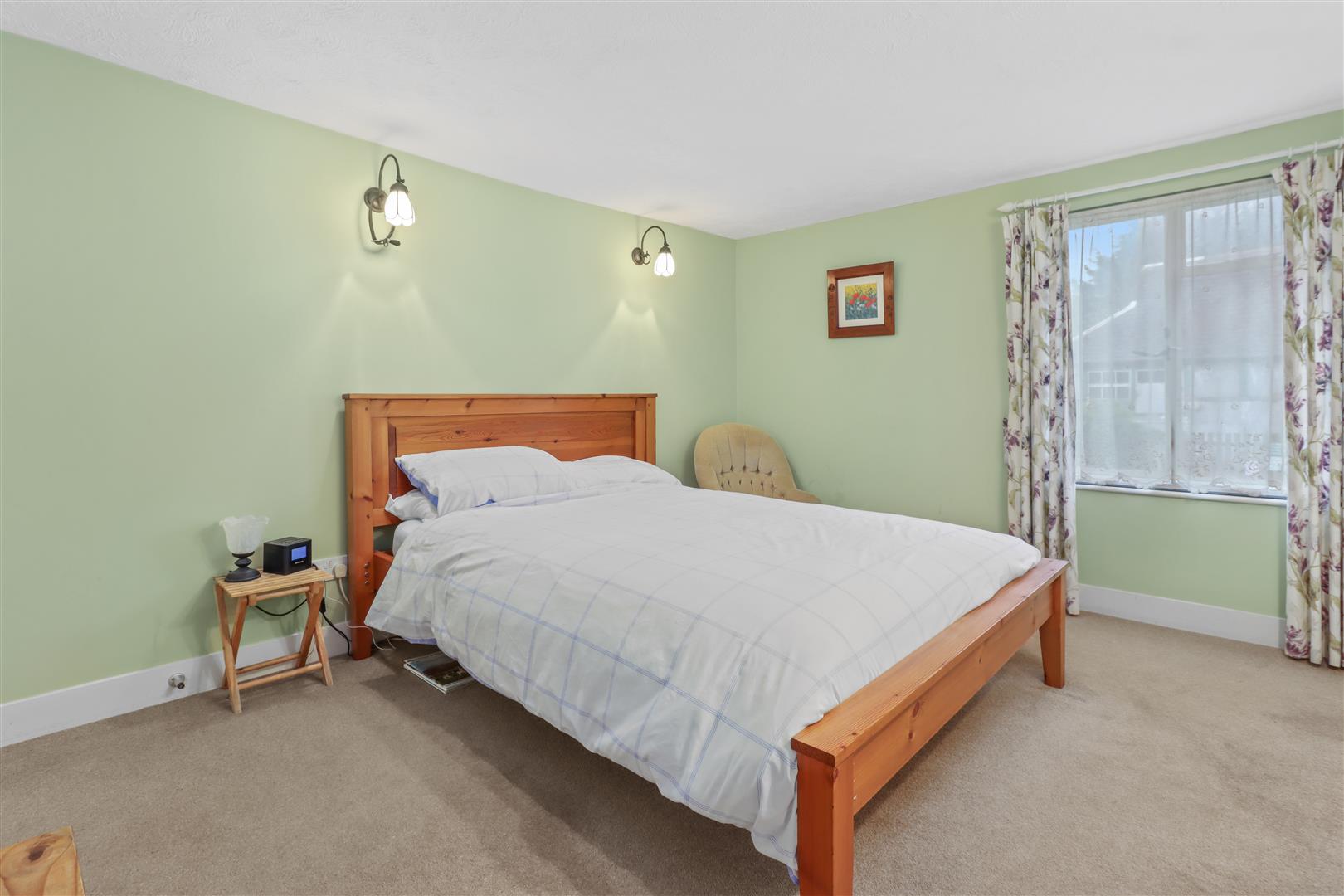 2 bed house for sale in Upper Platts, Ticehurst  - Property Image 4