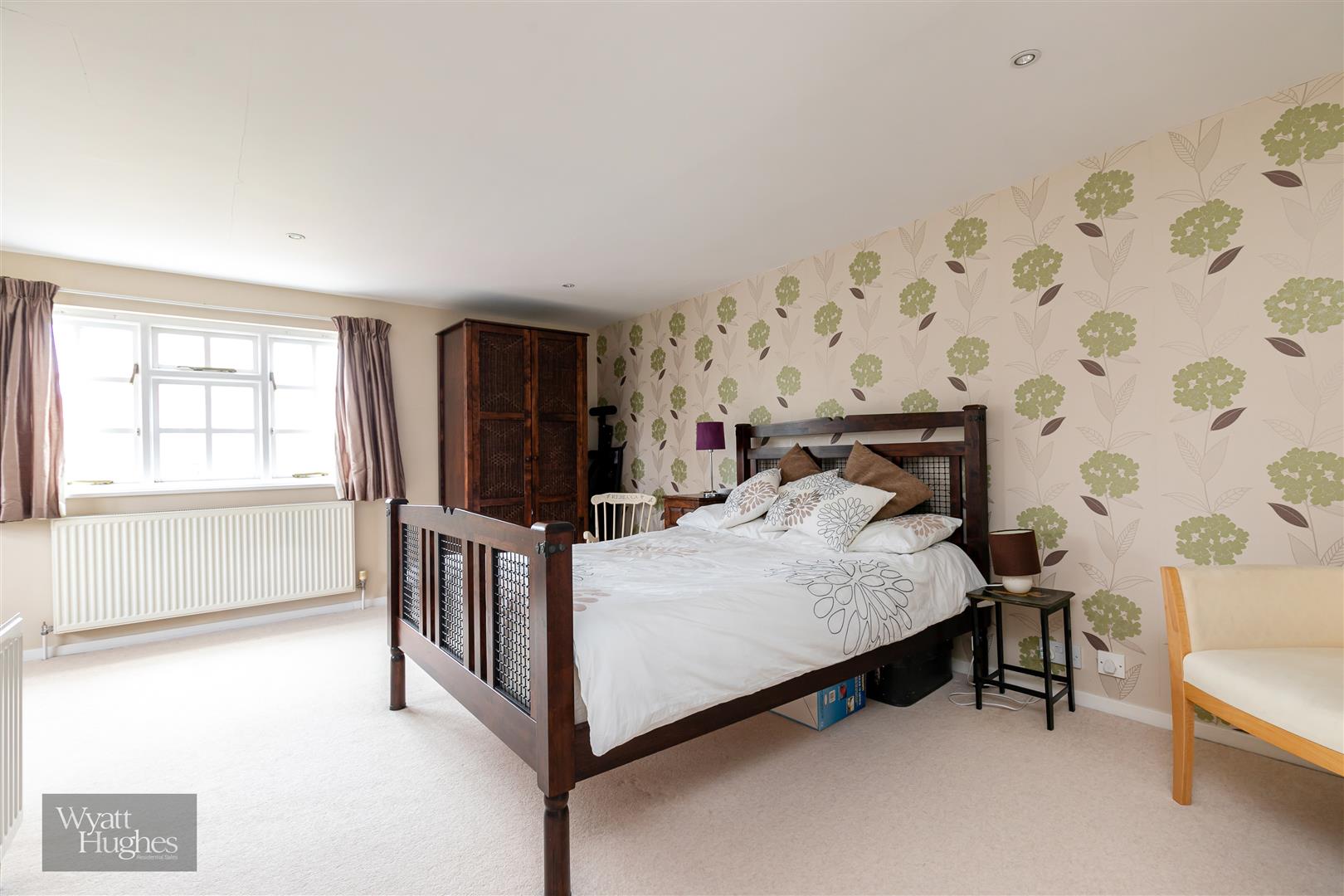4 bed house for sale in Cross Lane, Ticehurst  - Property Image 19