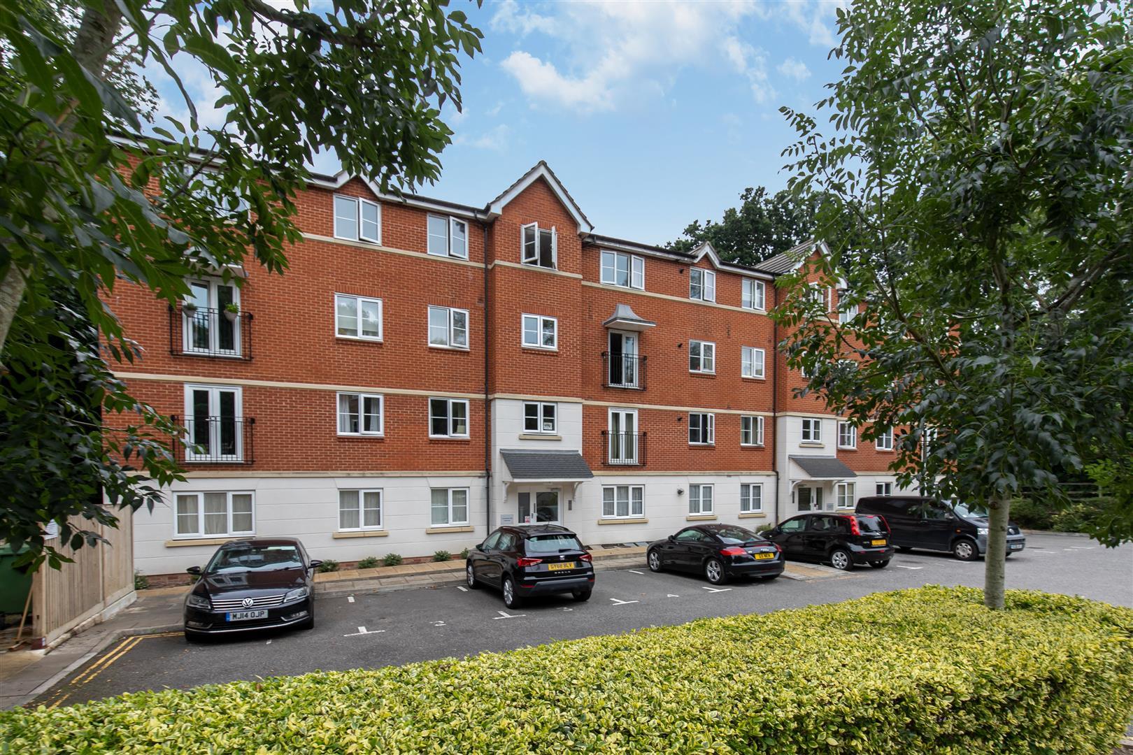 2 bed apartment for sale in Arbourvale, St. Leonards-On-Sea, TN38
