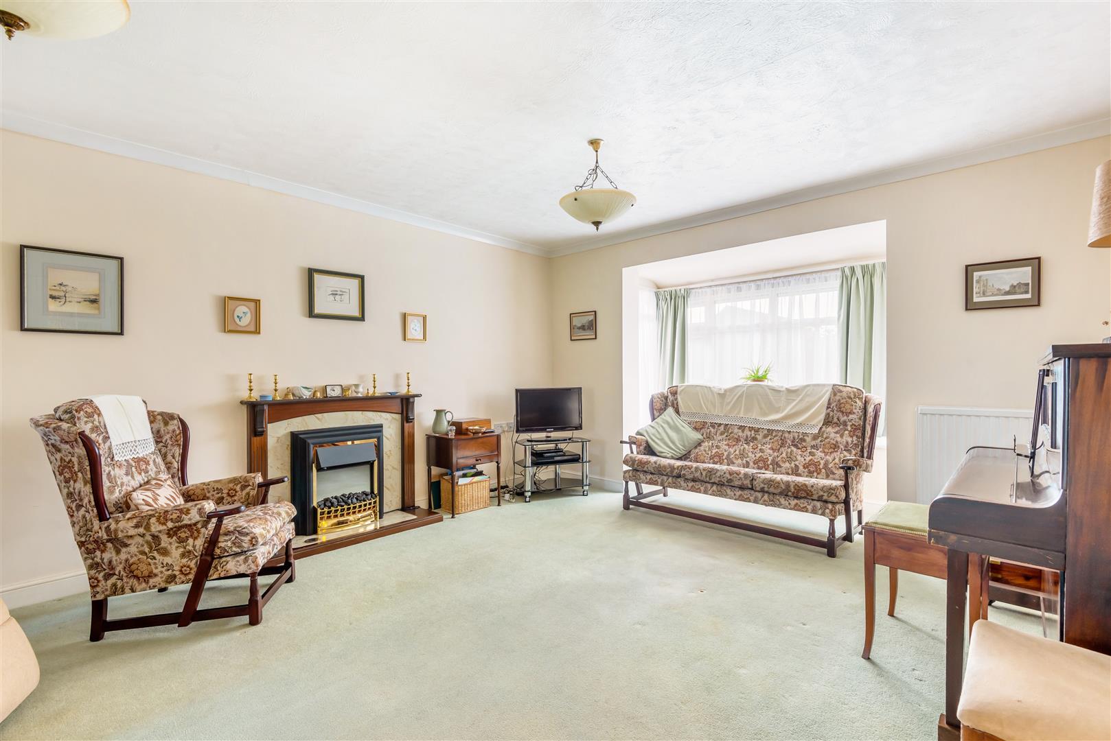 2 bed semi-detached bungalow for sale in Cross Lane Gardens, Ticehurst  - Property Image 3