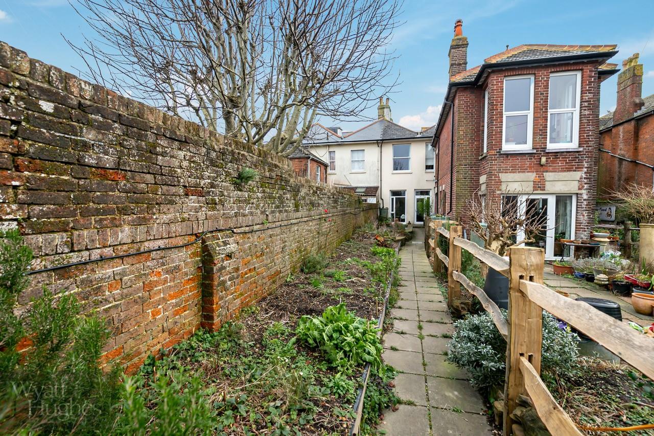 3 bed terraced house for sale in Sedlescombe Road North, St. Leonards-On-Sea  - Property Image 33