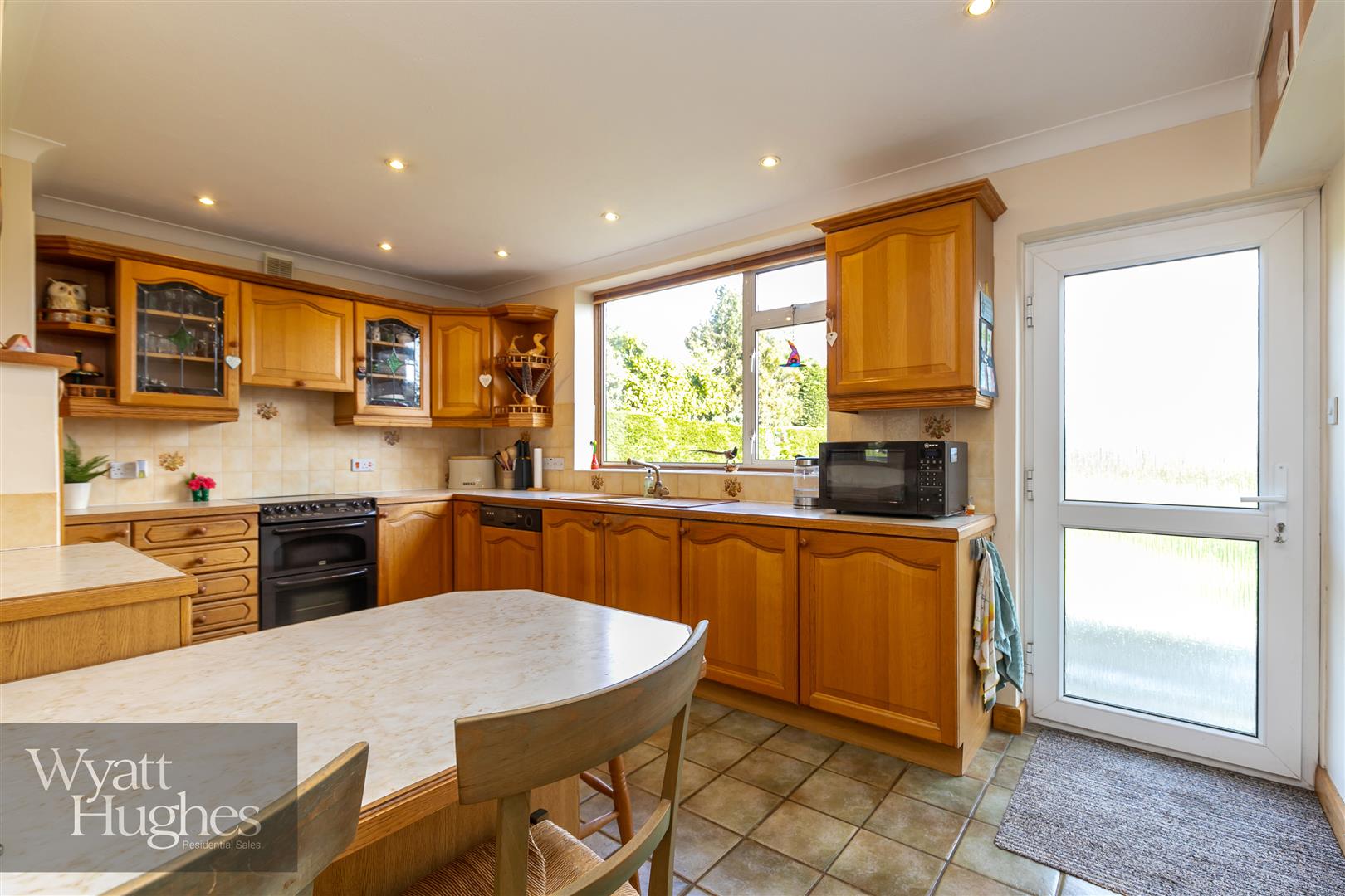 4 bed detached house for sale in Bexhill Road, Ninfield, Battle  - Property Image 9