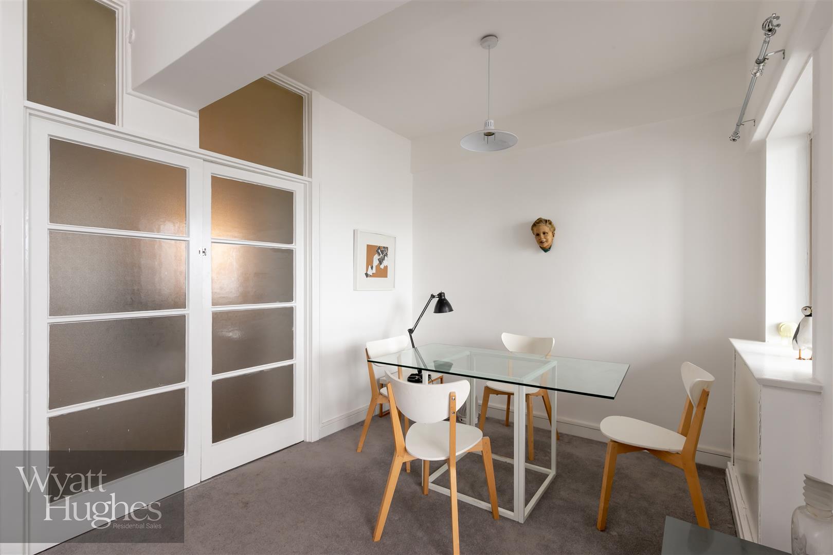 2 bed flat for sale in Marine Court, St. Leonards-On-Sea  - Property Image 19