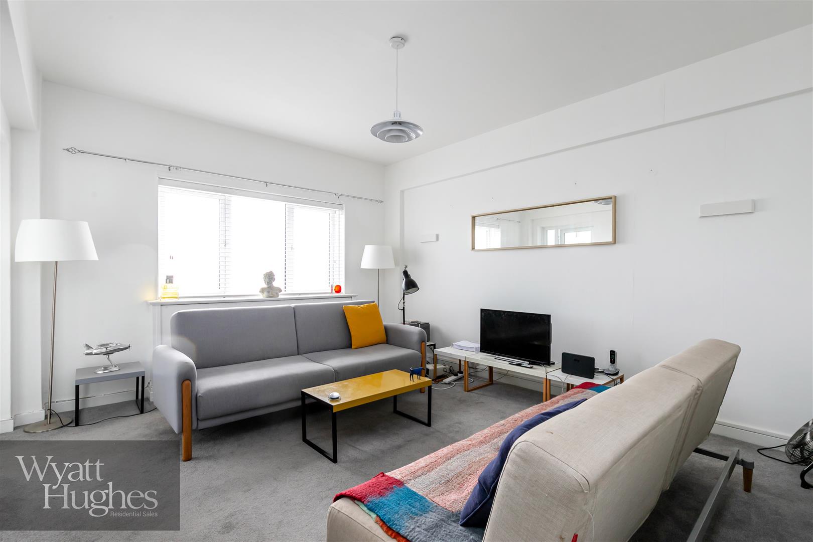 2 bed flat for sale in Marine Court, St. Leonards-On-Sea  - Property Image 17