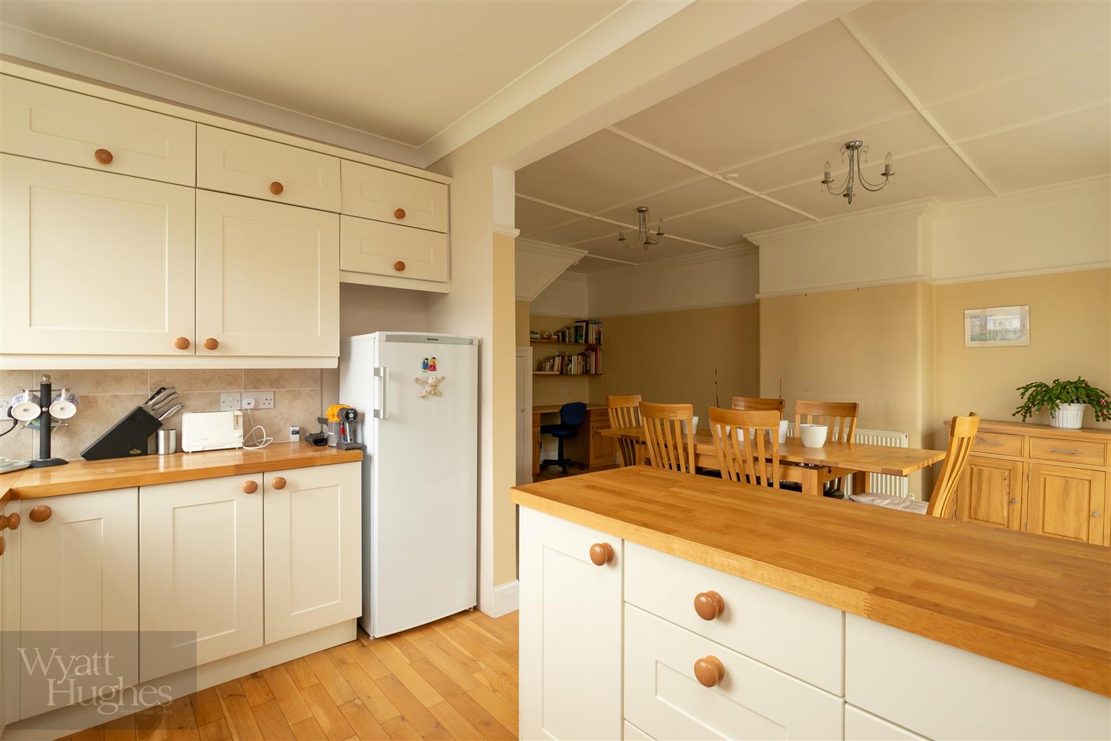 3 bed semi-detached house for sale in Essenden Road, St. Leonards-On-Sea  - Property Image 13
