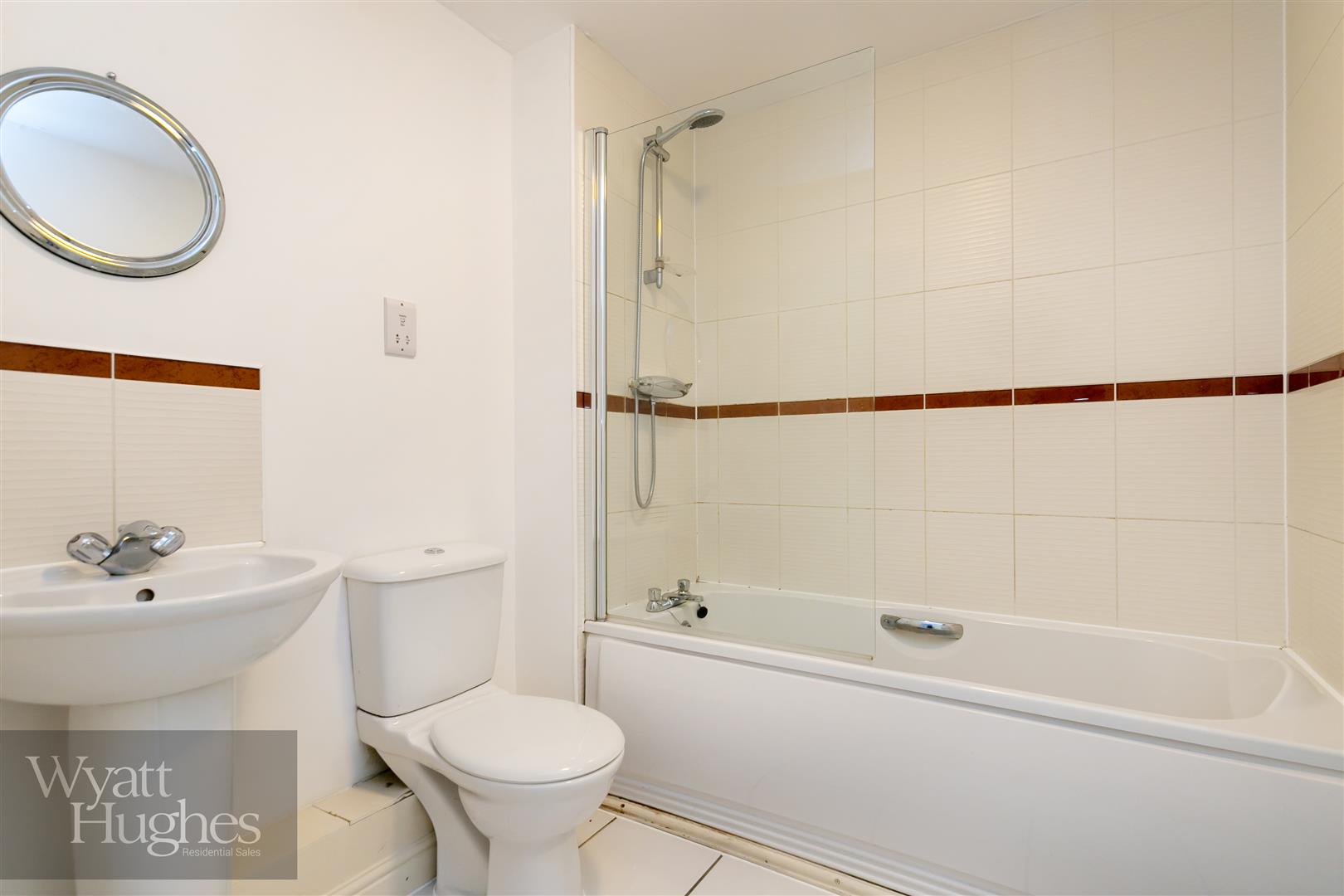 2 bed flat for sale in Scholars Walk, Bexhill-On-Sea  - Property Image 7