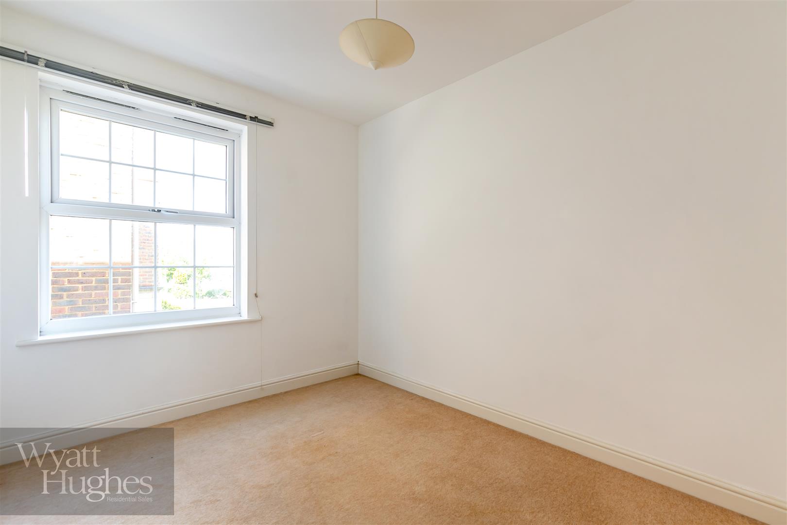 2 bed flat for sale in Scholars Walk, Bexhill-On-Sea  - Property Image 8