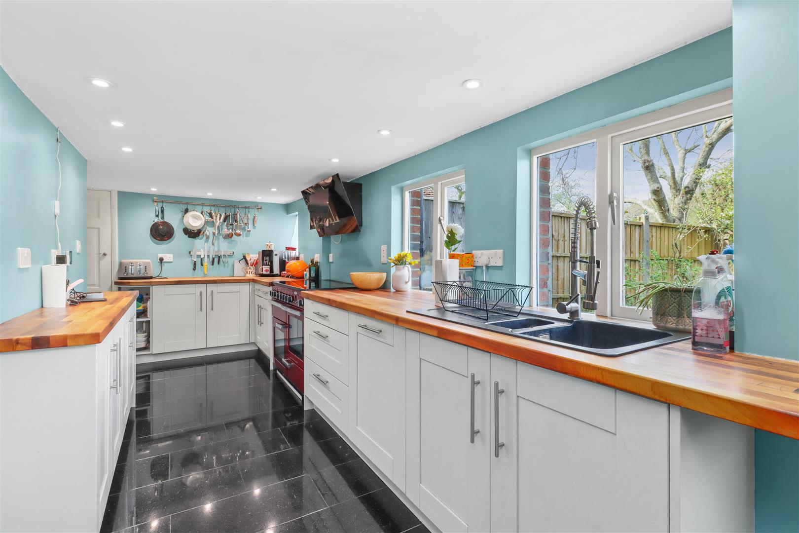 5 bed house for sale in Cade Street, Heathfield  - Property Image 18