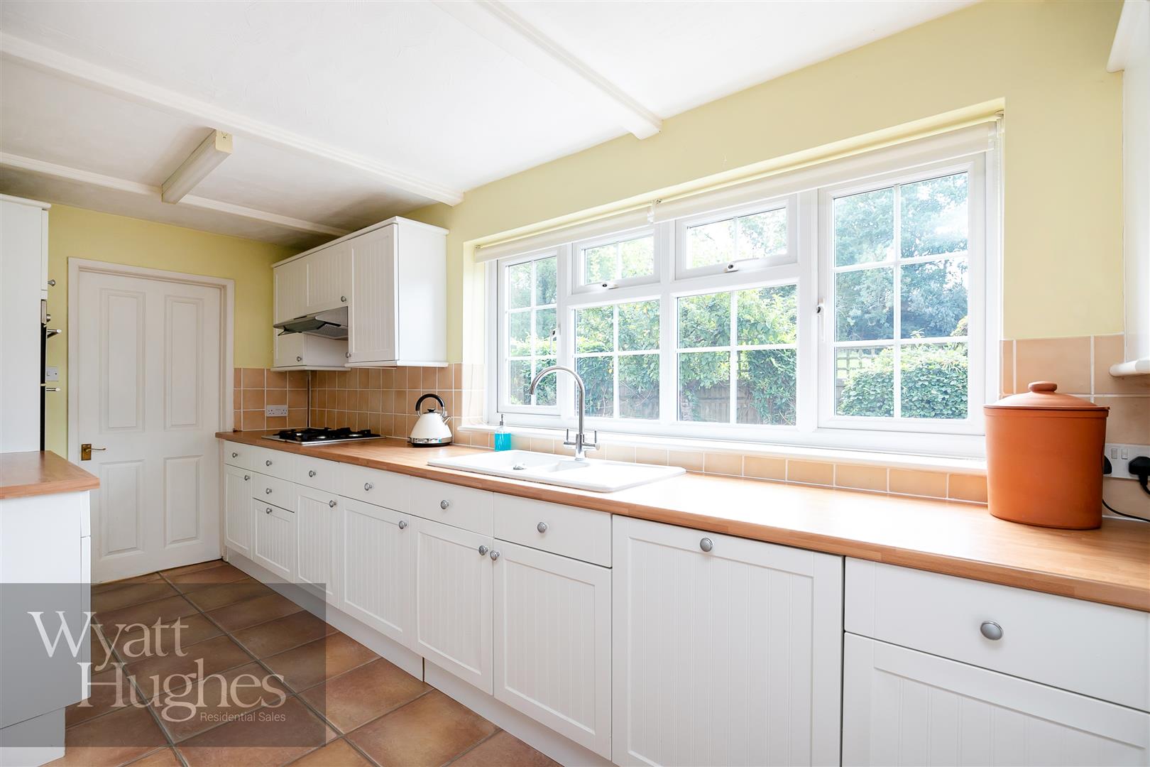 3 bed end of terrace house for sale in Lower Platts, Ticehurst  - Property Image 9