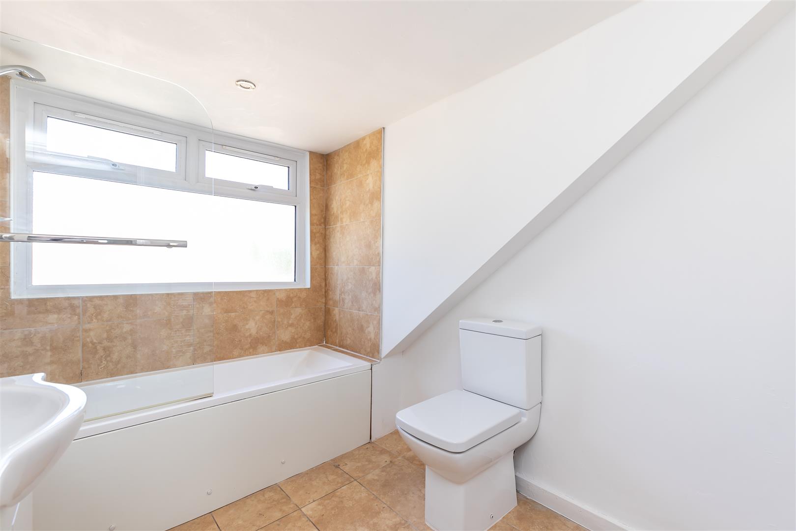 1 bed flat for sale in West Hill Road, St. Leonards-On-Sea  - Property Image 9