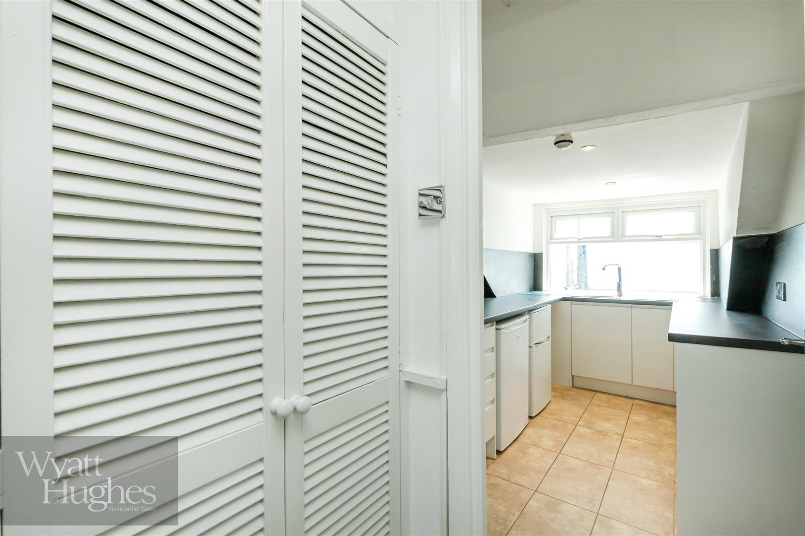 1 bed flat for sale in West Hill Road, St. Leonards-On-Sea  - Property Image 8