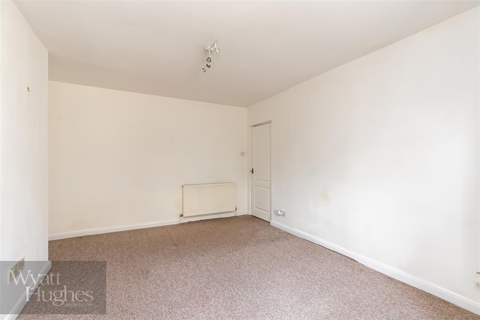 2 bed flat for sale in Elphinstone Road, Hastings  - Property Image 18