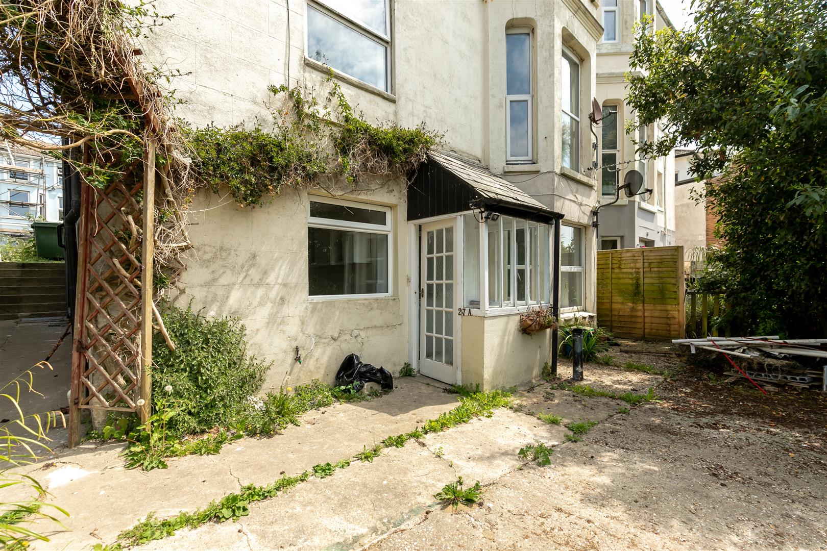 2 bed flat for sale in Elphinstone Road, Hastings  - Property Image 16