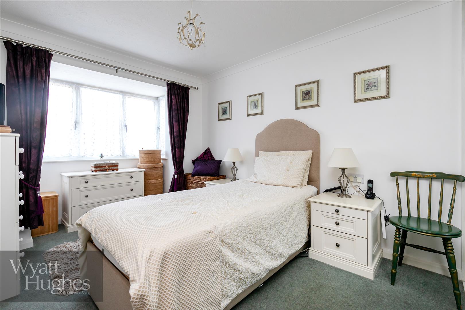 2 bed flat for sale in The Bourne, Hastings  - Property Image 9