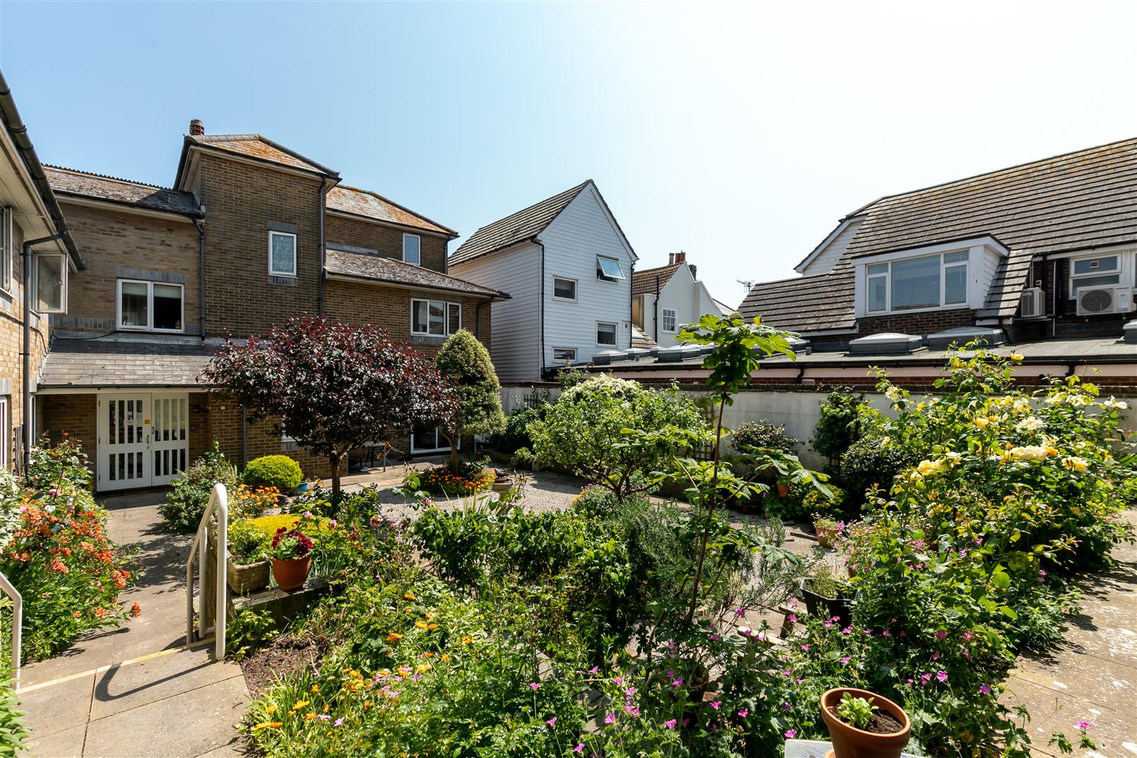 2 bed flat for sale in The Bourne, Hastings  - Property Image 5