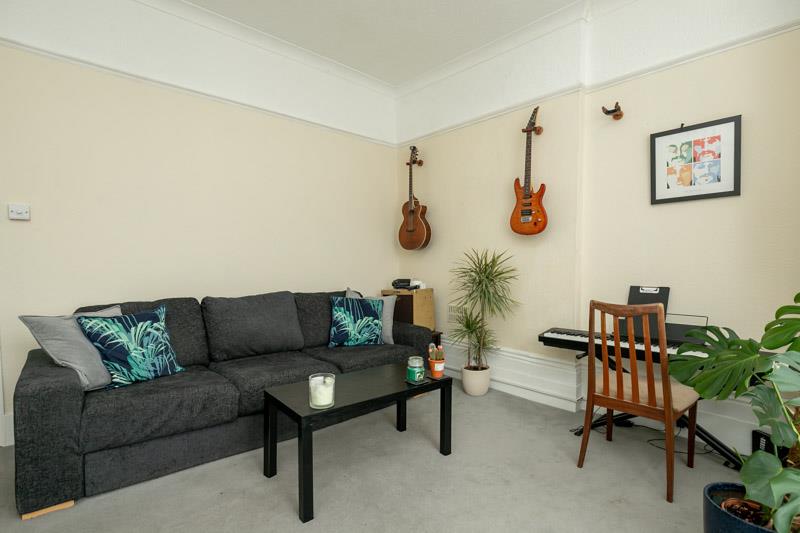 2 bed flat for sale in Church Road, St. Leonards-On-Sea  - Property Image 12
