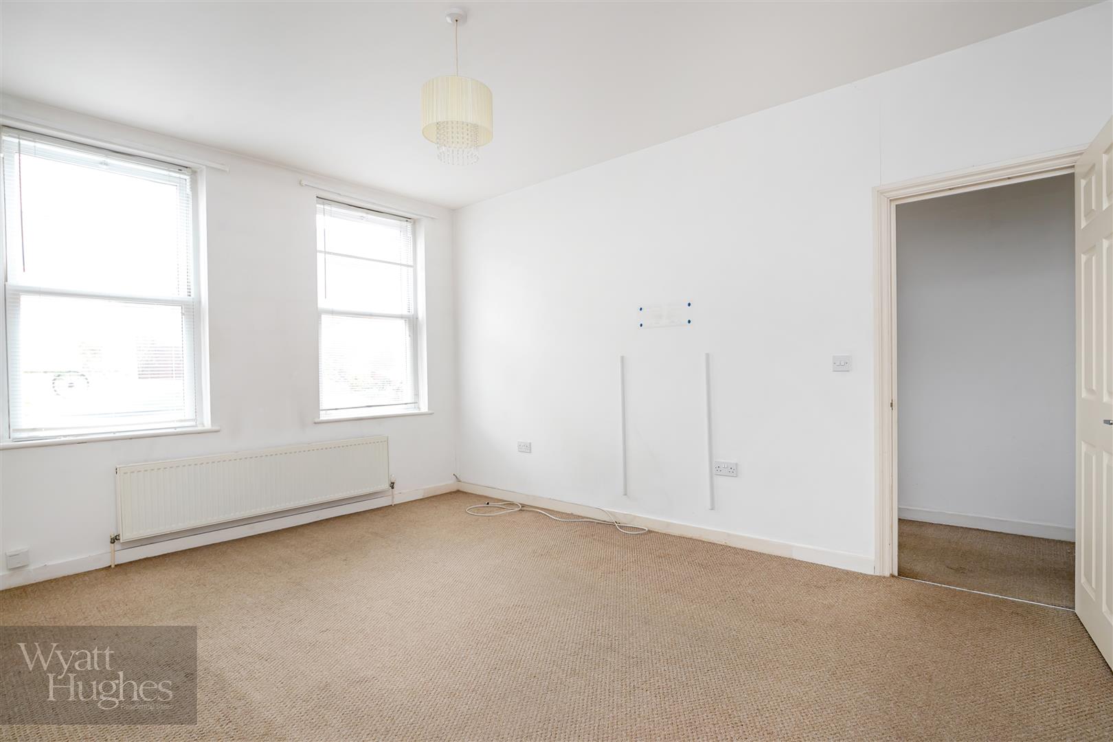 1 bed flat for sale in Bohemia Road, St. Leonards-On-Sea  - Property Image 8