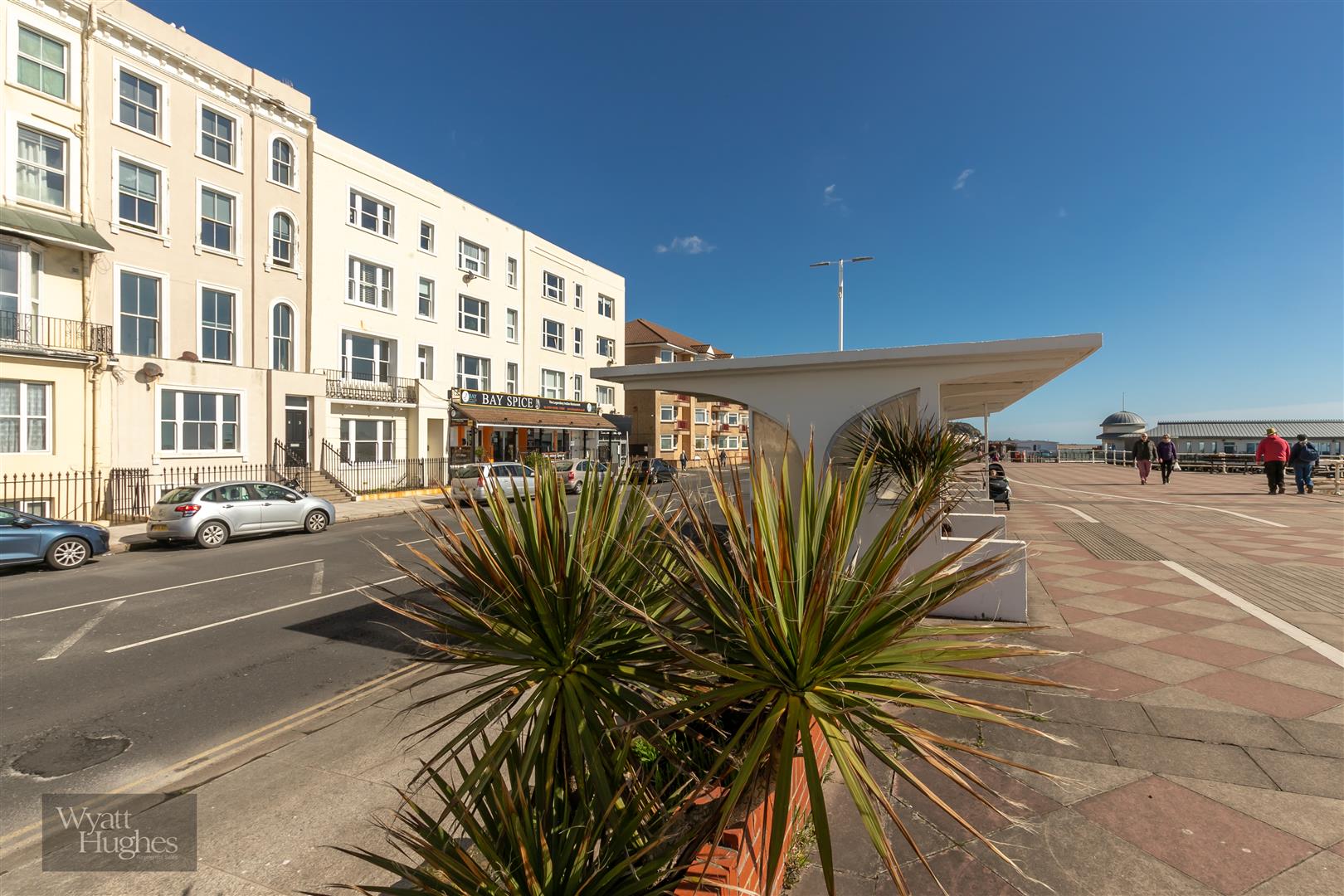 1 bed flat for sale in Eversfield Place, St. Leonards-On-Sea - Property Image 1
