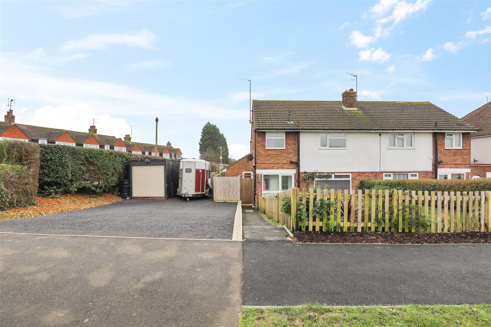 3 bed semi-detached house for sale in Woodsgate Park, Bexhill-On-Sea - Property Image 1
