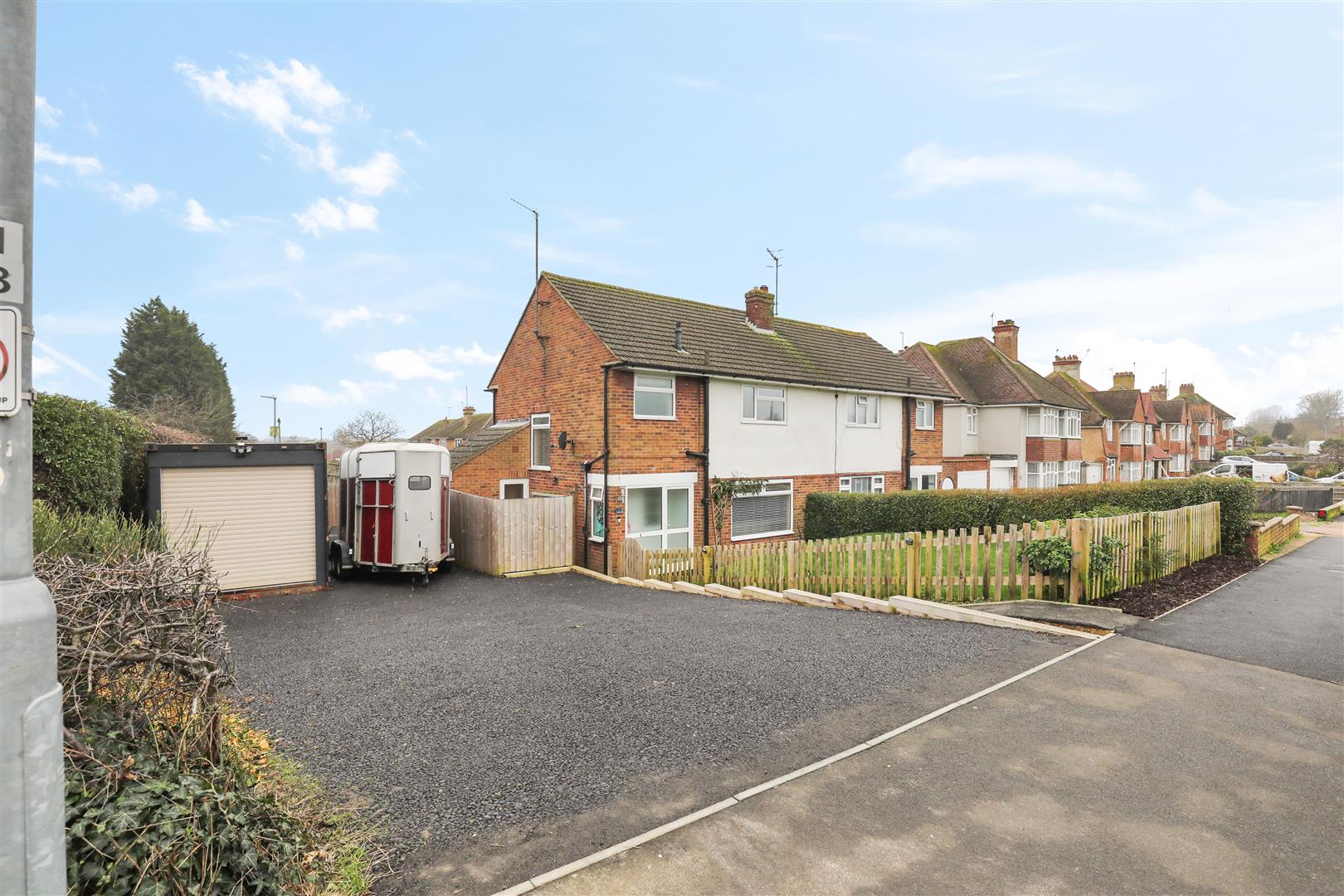 3 bed semi-detached house for sale in Woodsgate Park, Bexhill-On-Sea  - Property Image 7