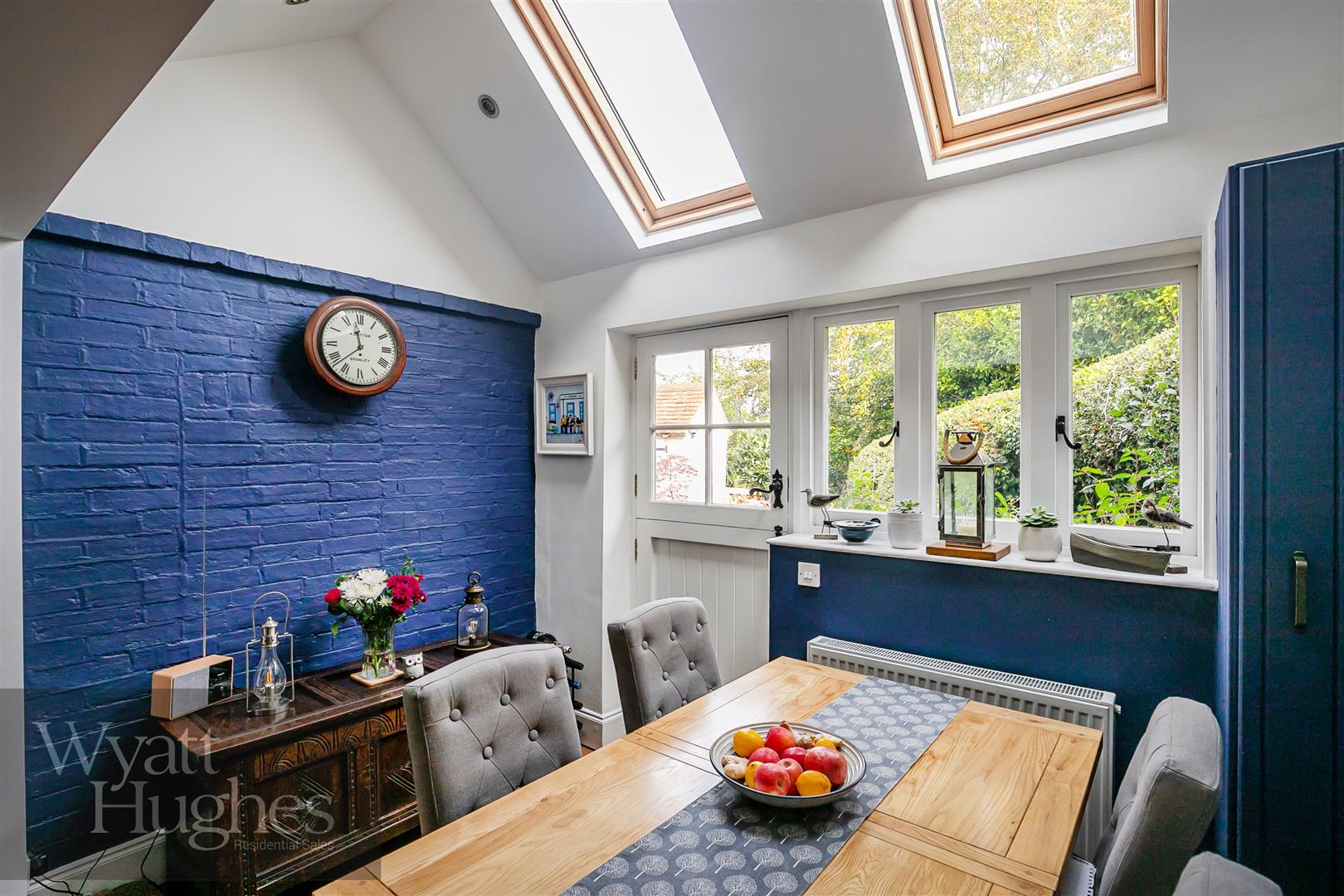 2 bed house for sale in Three Leg Cross, Ticehurst  - Property Image 8