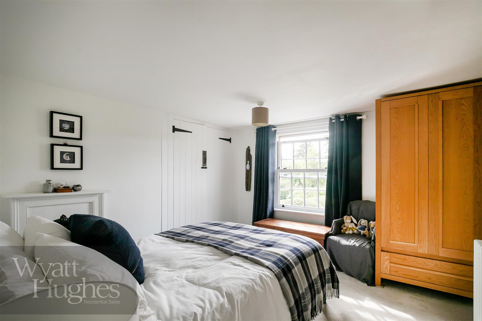 2 bed house for sale in Three Leg Cross, Ticehurst  - Property Image 16