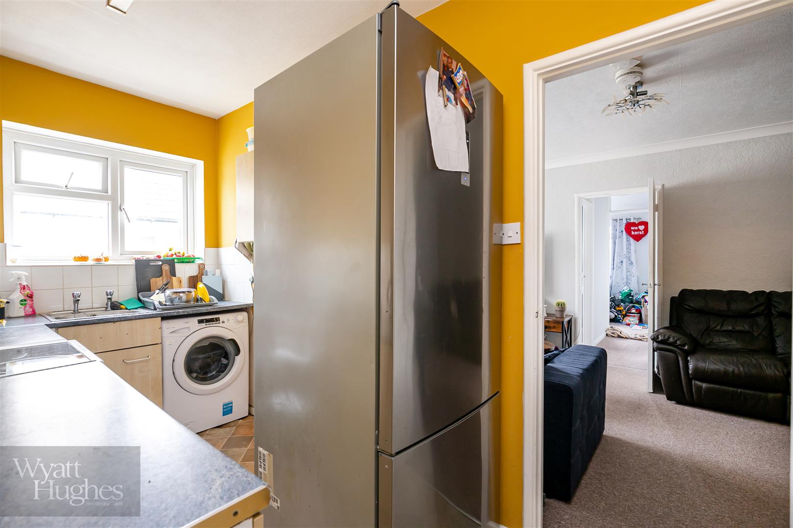 2 bed apartment for sale in Holmesdale Court, Hastings  - Property Image 4