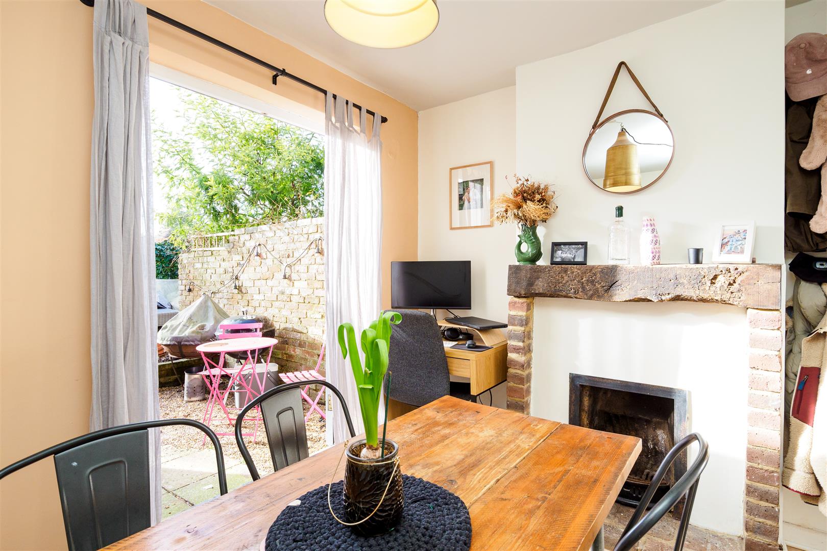 2 bed terraced house for sale in High Street, Ticehurst  - Property Image 6