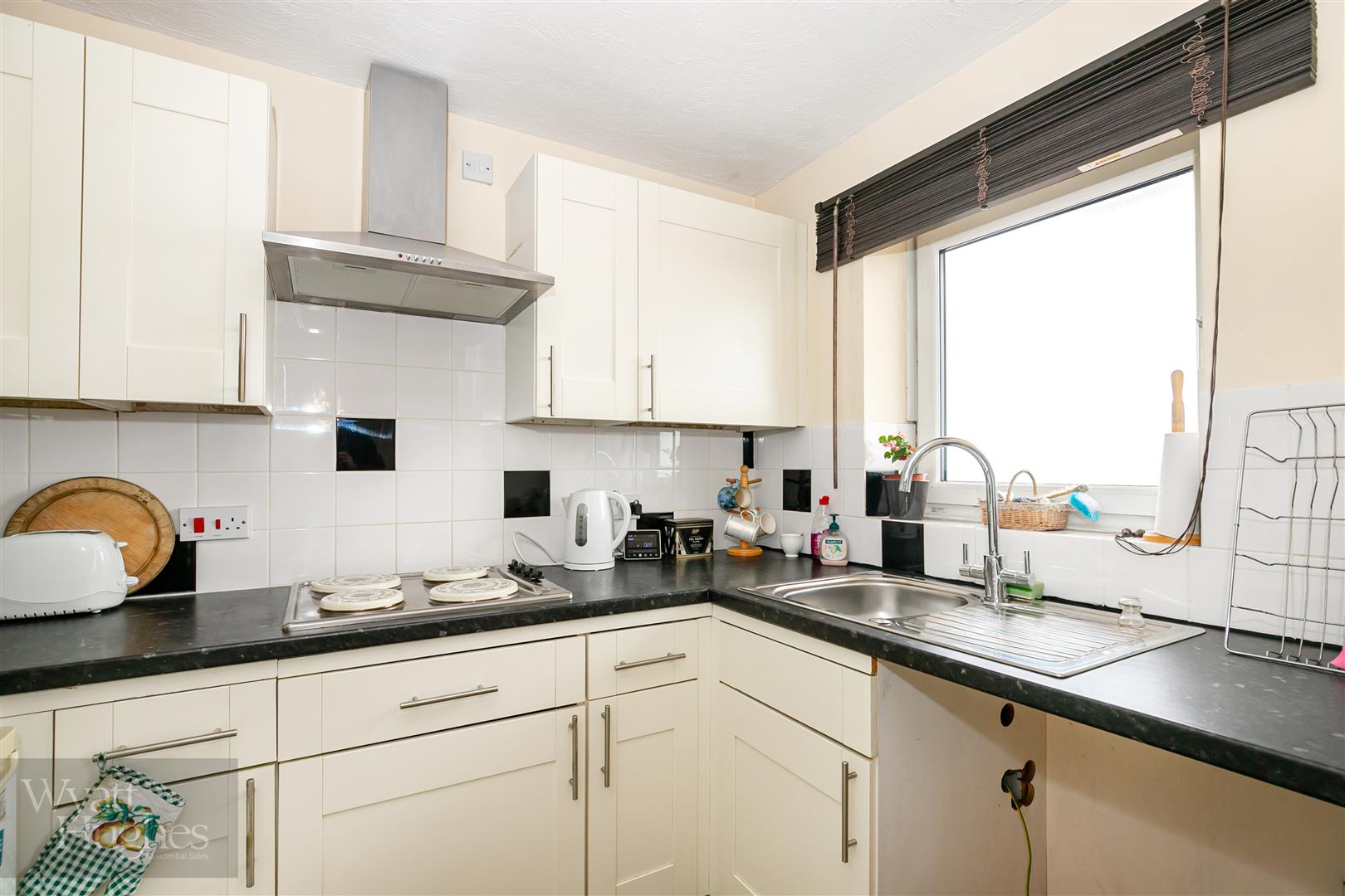 1 bed flat for sale in Verulam Place, St. Leonards-On-Sea  - Property Image 7