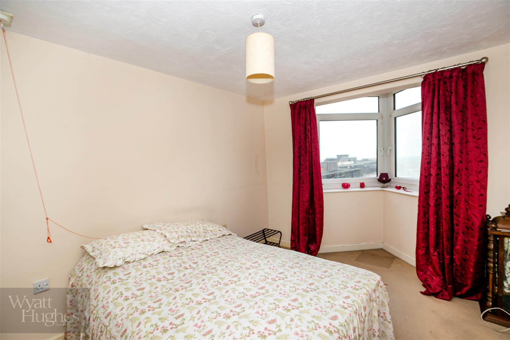 1 bed flat for sale in Verulam Place, St. Leonards-On-Sea  - Property Image 4
