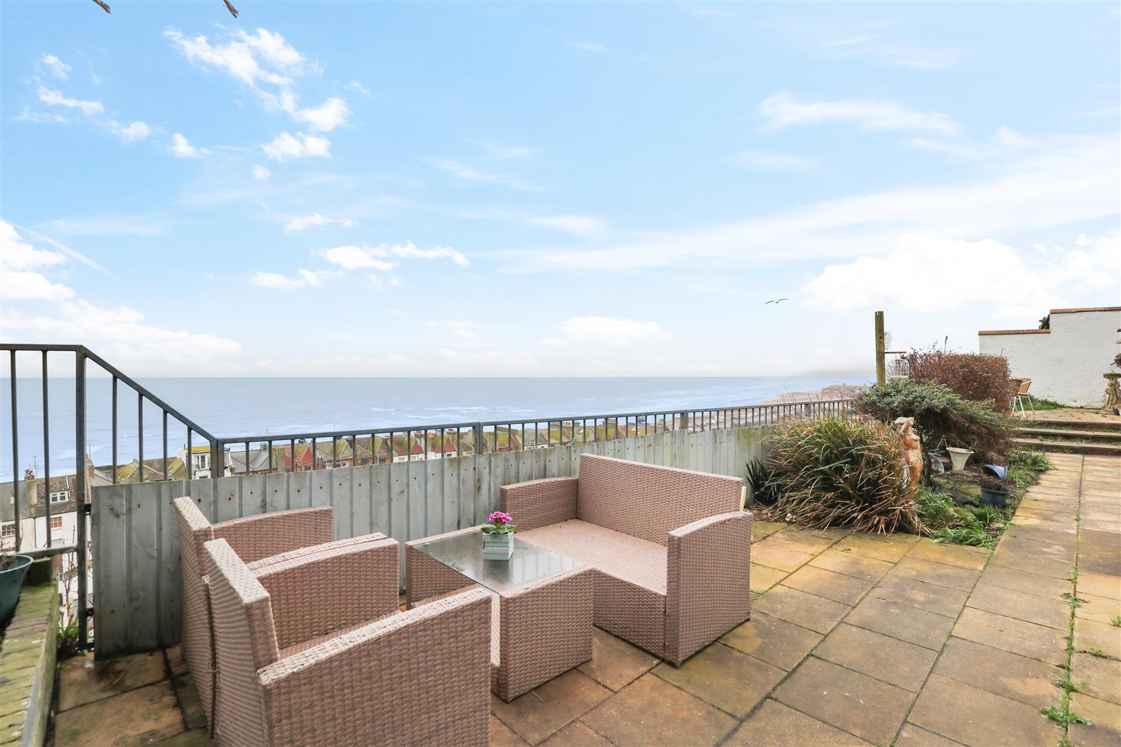2 bed apartment for sale in West Hill Road, St. Leonards-On-Sea  - Property Image 12