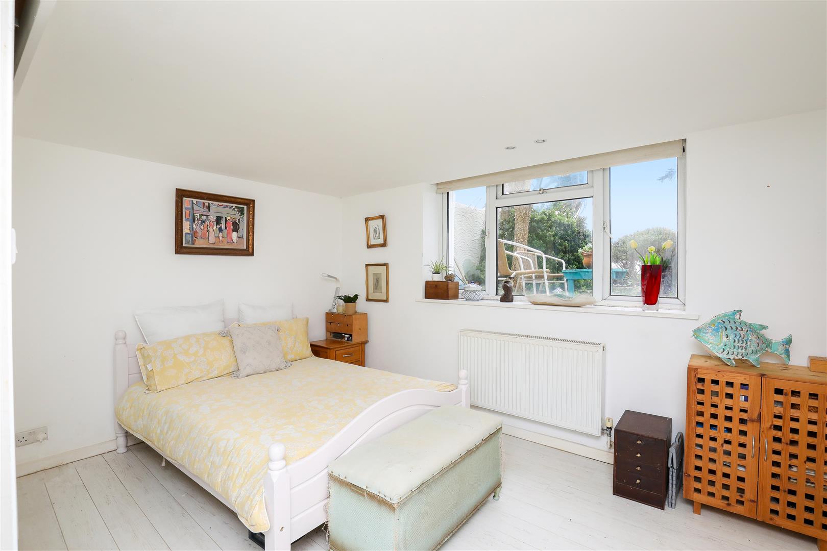 2 bed apartment for sale in West Hill Road, St. Leonards-On-Sea  - Property Image 18