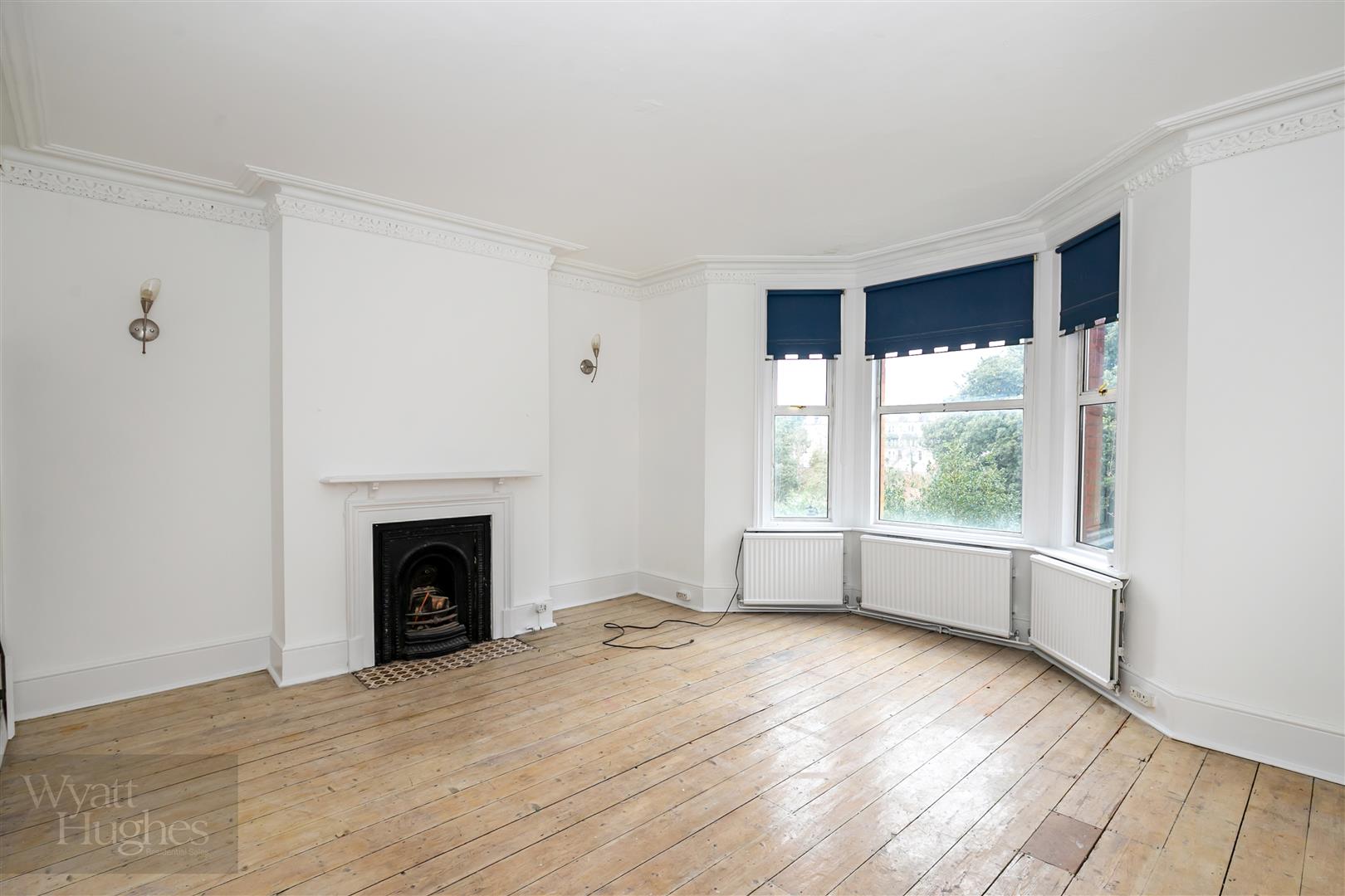 5 bed flat for sale in Lower Park Road, Hastings - Property Image 1