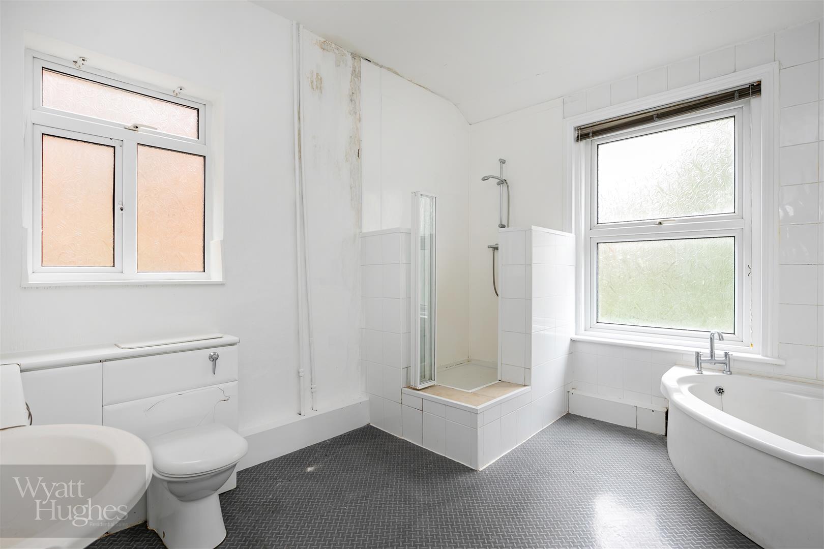 5 bed flat for sale in Lower Park Road, Hastings  - Property Image 6