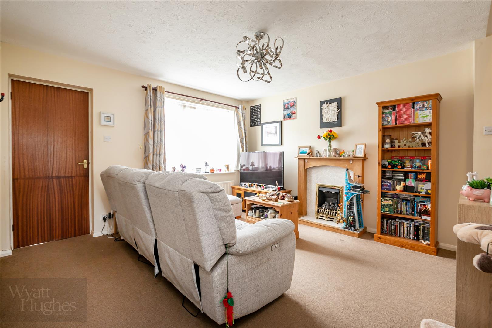 2 bed terraced house for sale in Warren Close, St. Leonards-On-Sea  - Property Image 2