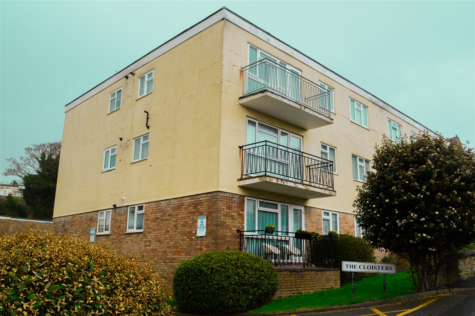 2 bed flat for sale in St. Johns Road, St. Leonards-On-Sea  - Property Image 4