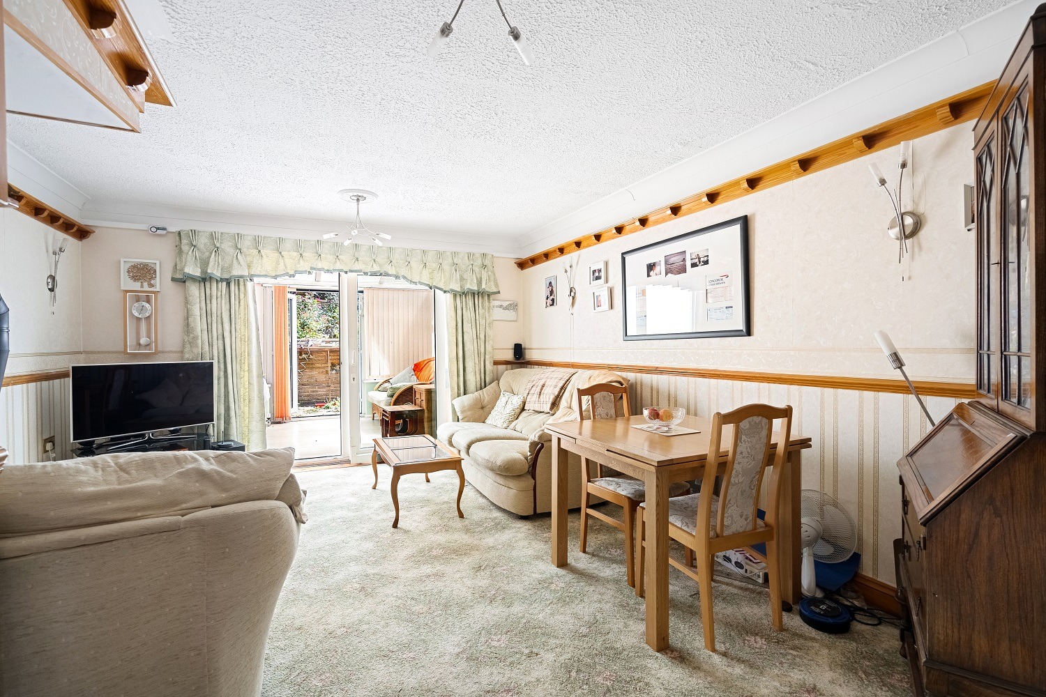 4 bed terraced house for sale in Nineacres Way, Coulsdon  - Property Image 5