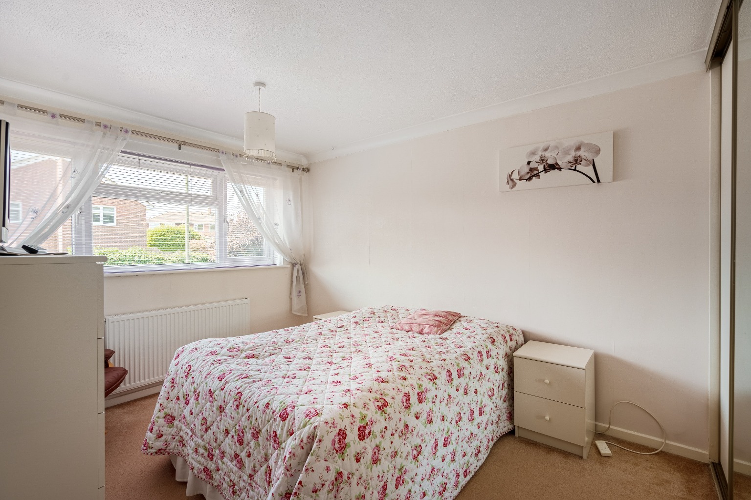 3 bed semi-detached house for sale in Arne Grove, Orpington  - Property Image 8