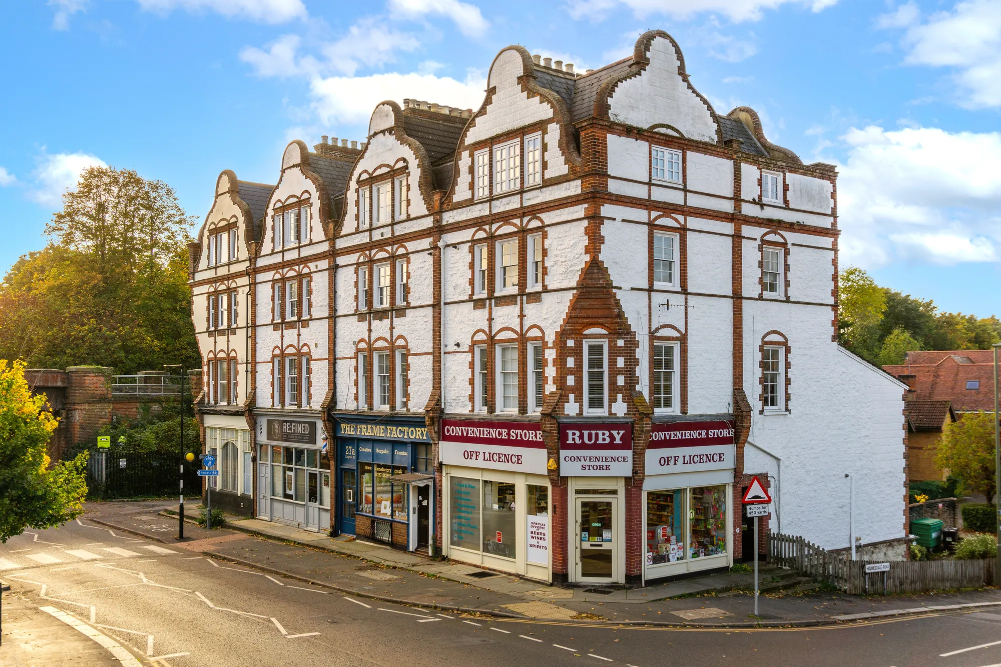 1 bed flat for sale in Croydon Road, Reigate  - Property Image 1