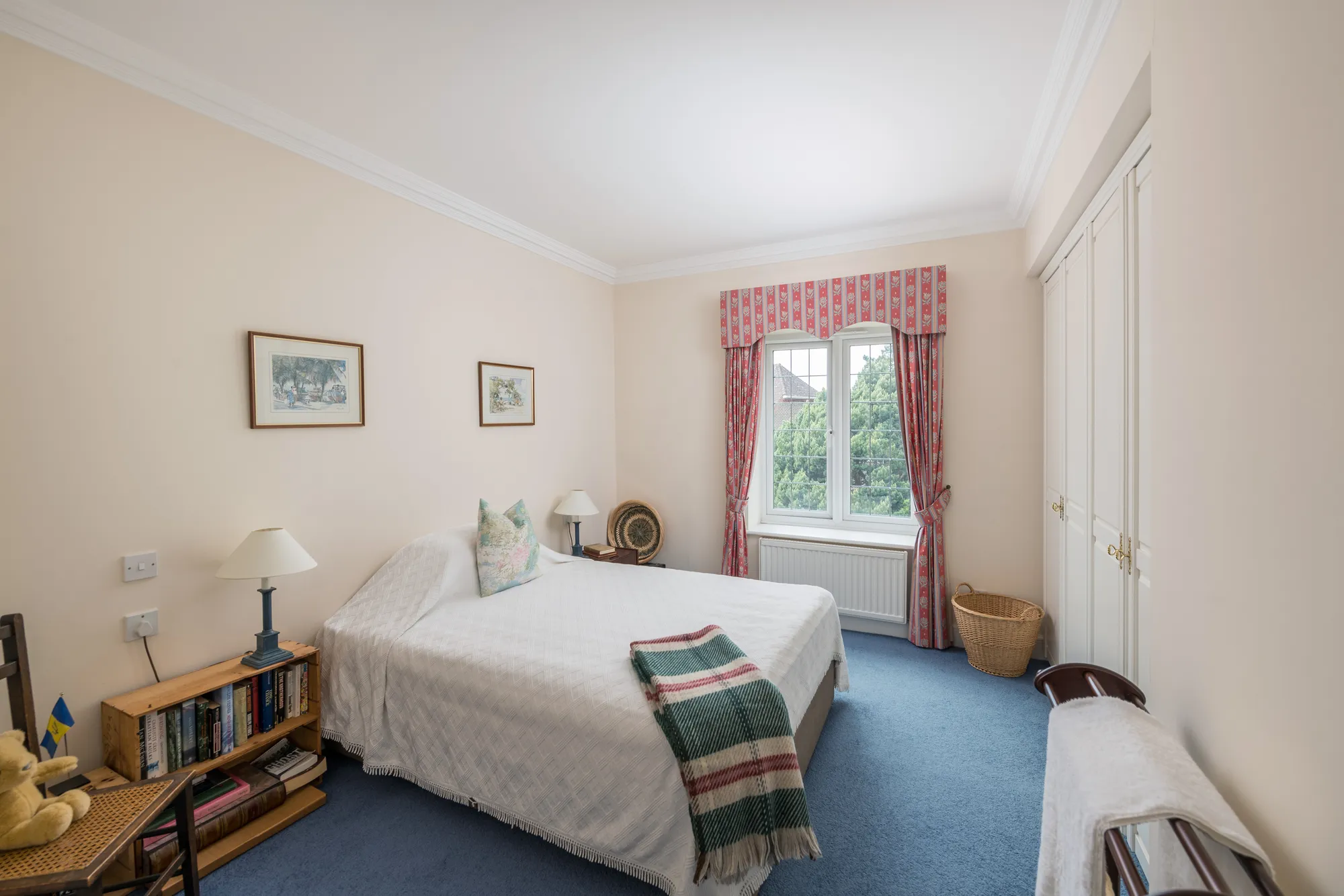 2 bed apartment for sale in Batts Hill, Reigate  - Property Image 11