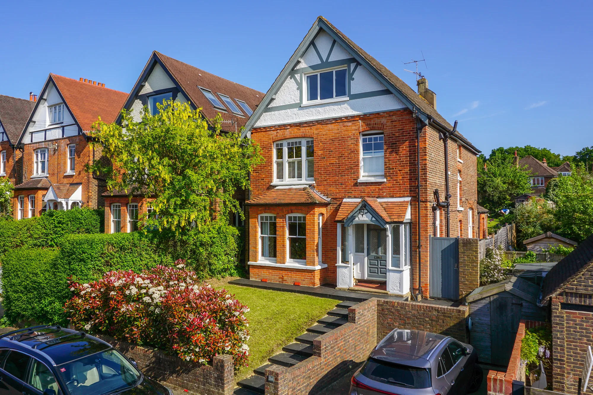 5 bed detached house to rent in Belmont Road, Reigate  - Property Image 1