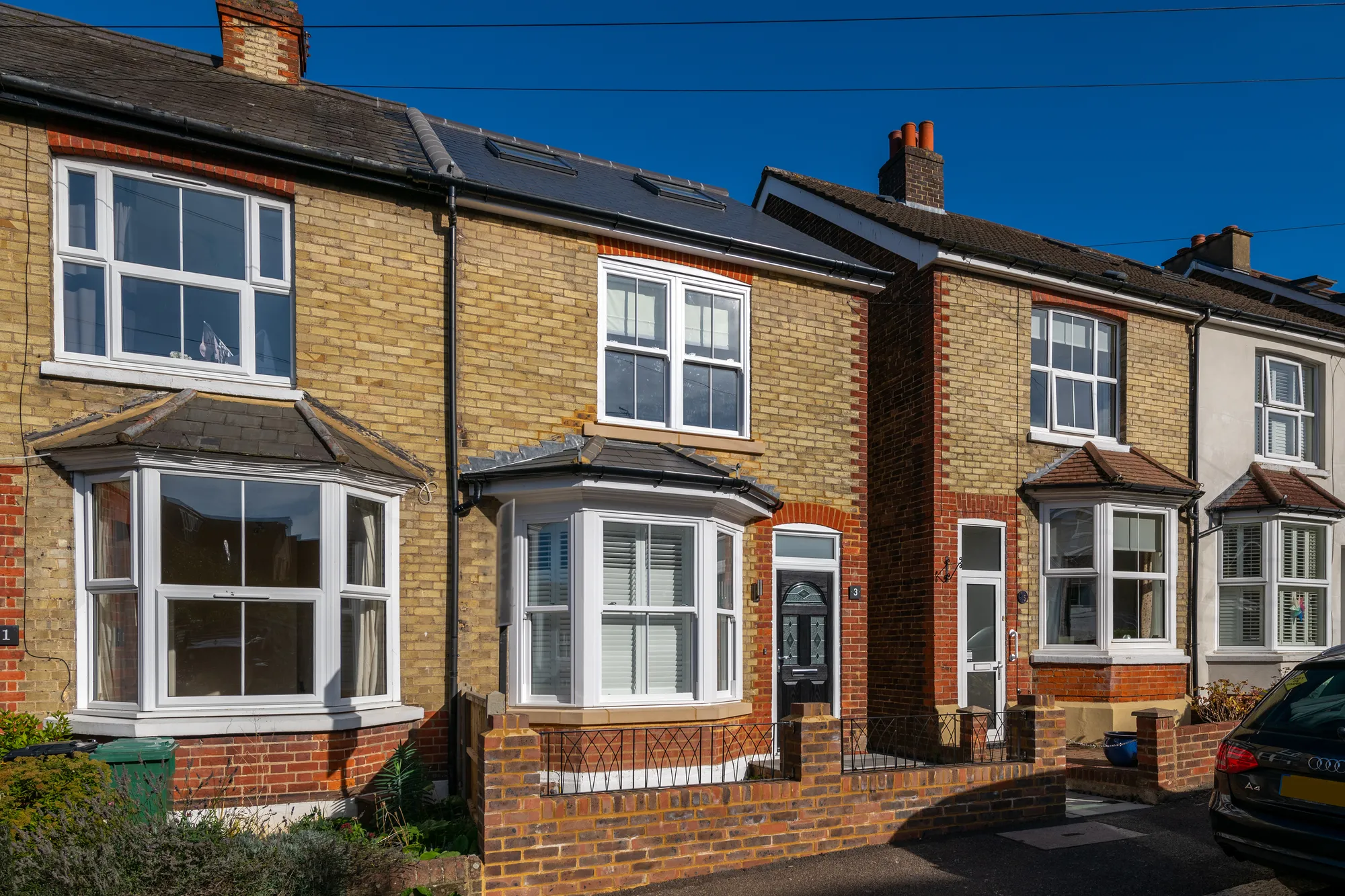 4 bed semi-detached house to rent in Cornfield Road, Reigate, RH2
