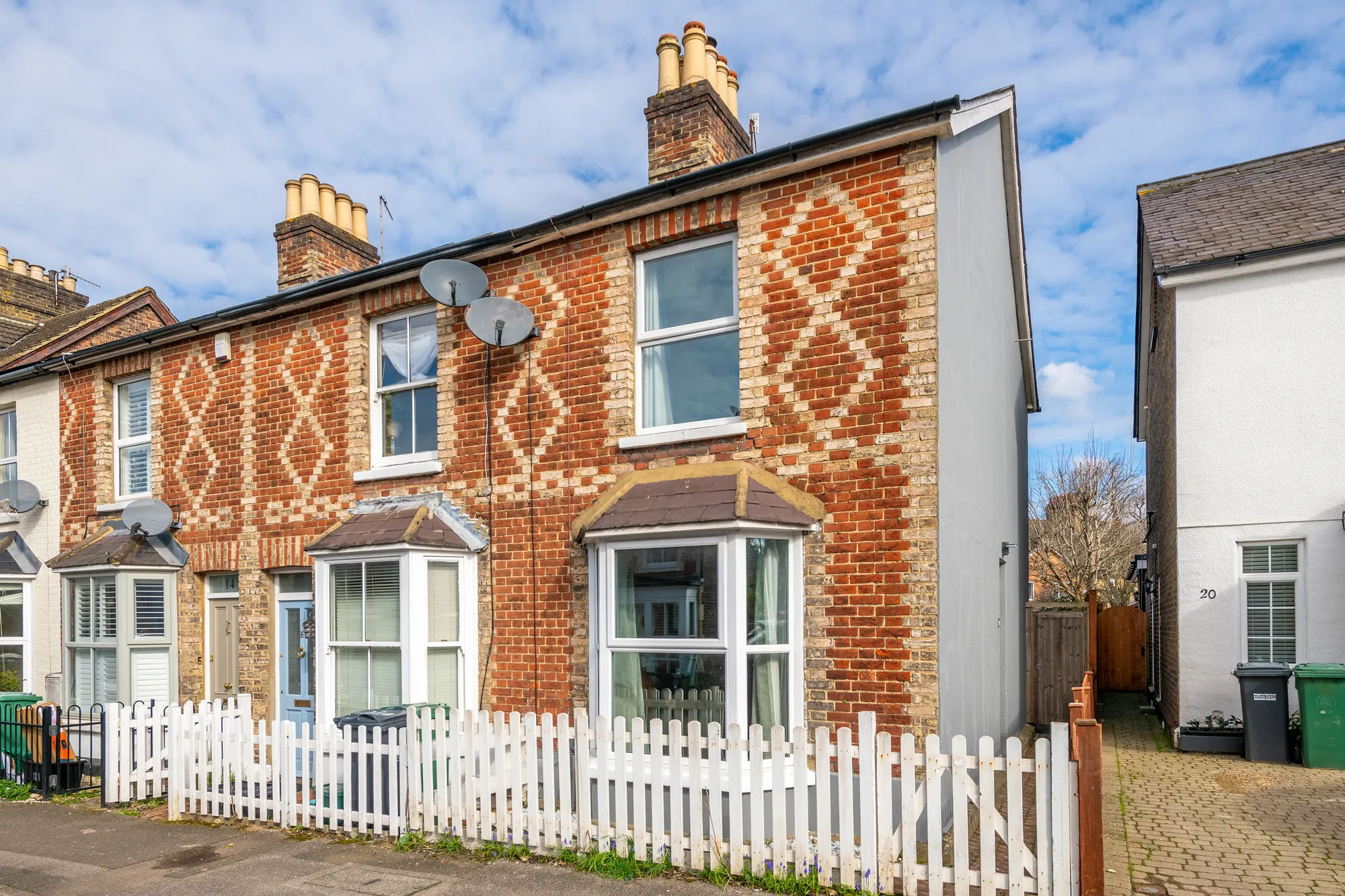 2 bed terraced house to rent in Doods Road, Reigate  - Property Image 15