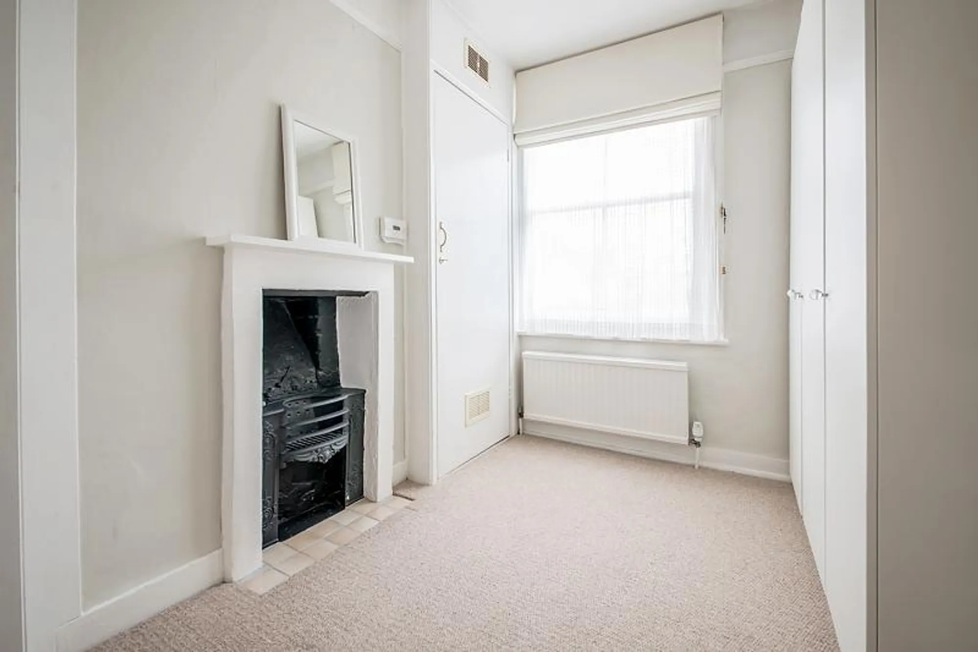 2 bed mid-terraced house to rent in Mark Street, Reigate  - Property Image 8