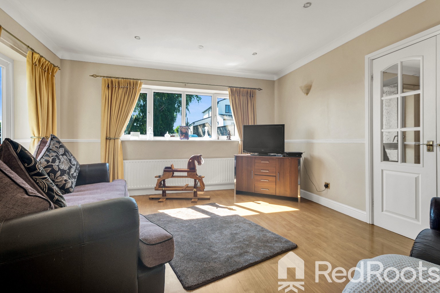 5 bed detached bungalow for sale in Barnsley Road, Barnsley  - Property Image 7