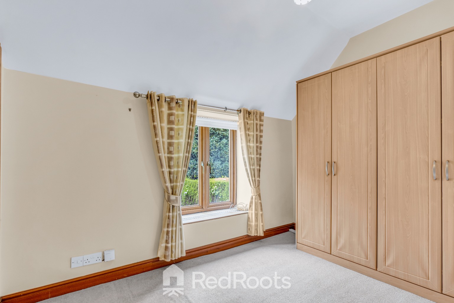 3 bed detached house for sale in Hangman Stone Lane, Doncaster  - Property Image 5