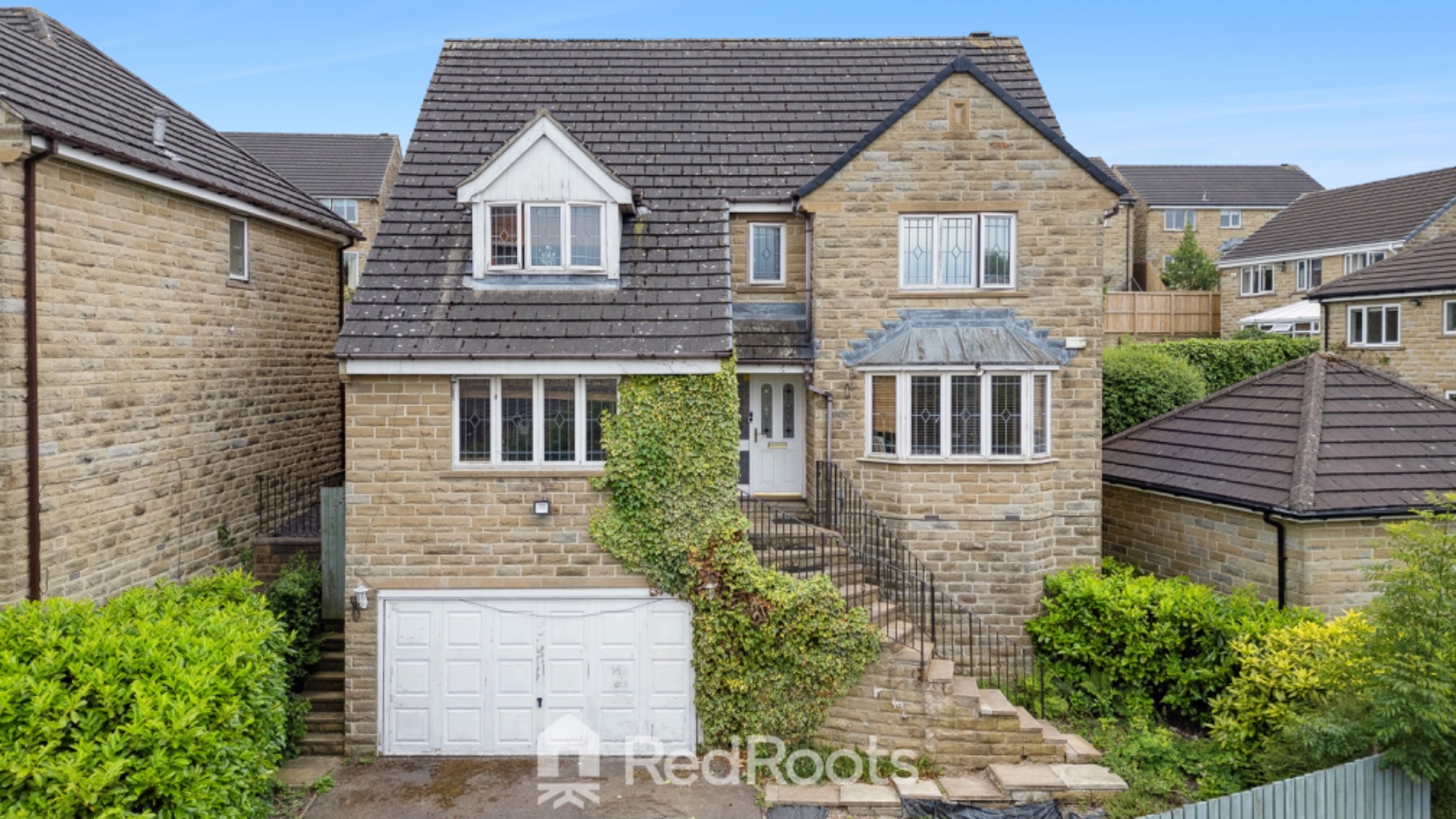 4 bed detached house for sale in Hawthorne Way, Huddersfield  - Property Image 1