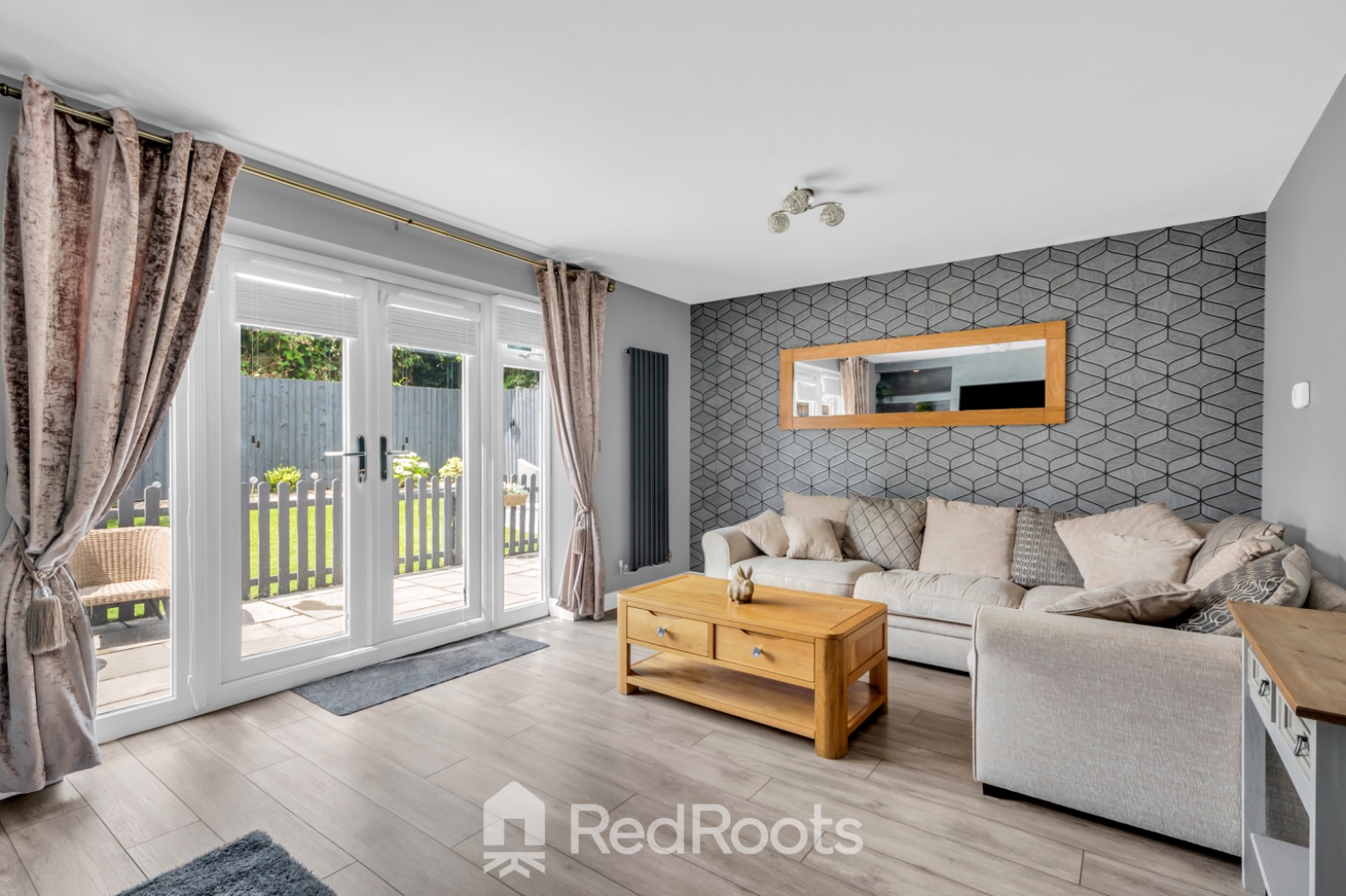 3 bed end of terrace house for sale in Chantry Gardens, Pontefract  - Property Image 2